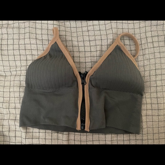 Women’s zip up bralette - Picture 14 of 15